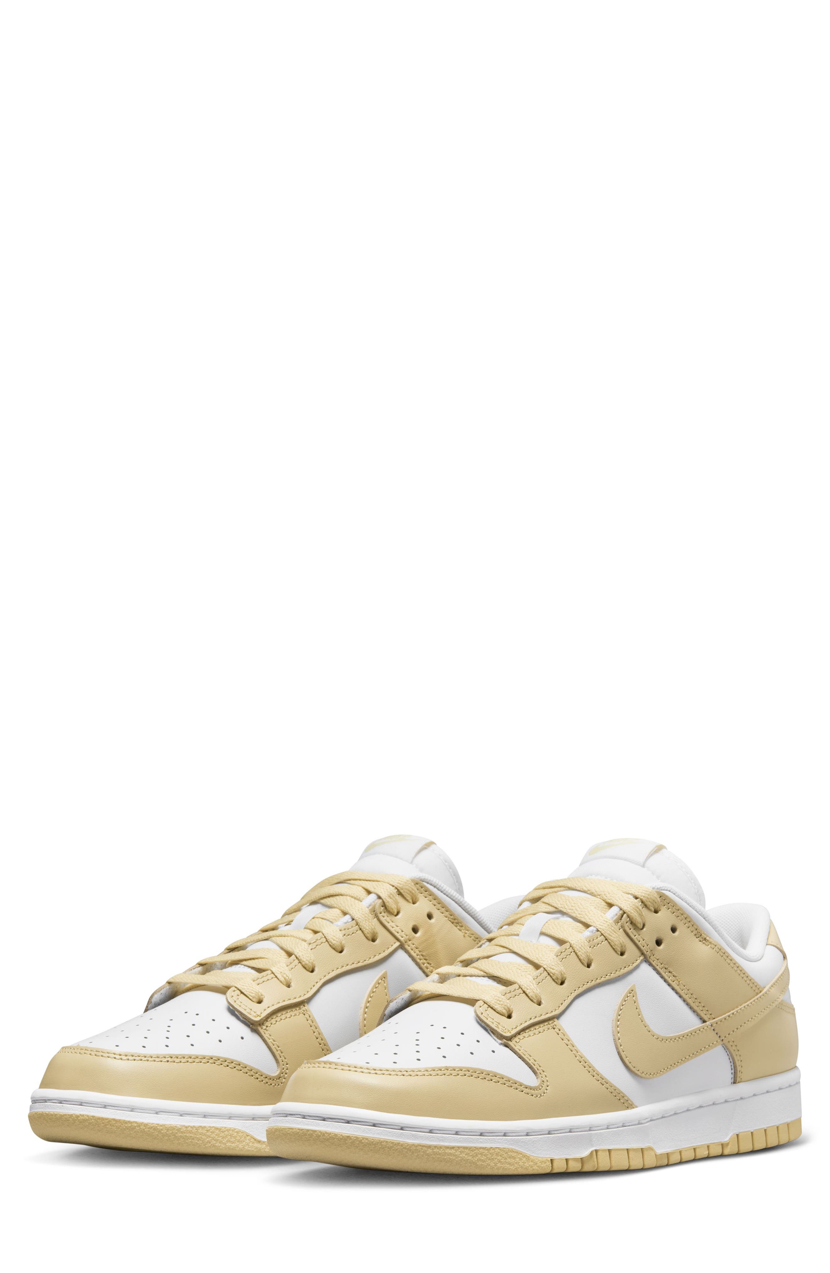 Nike Dunk Low Retro Sneaker, Main, color, 