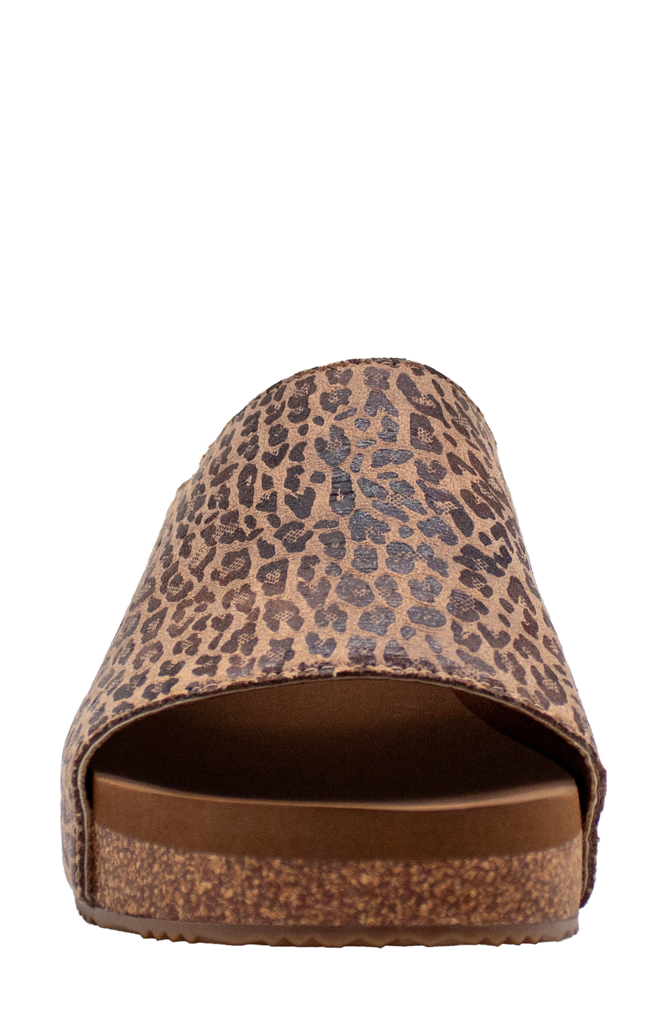 Volatile Wren Platform Sandal, Alternate, color, Leopard