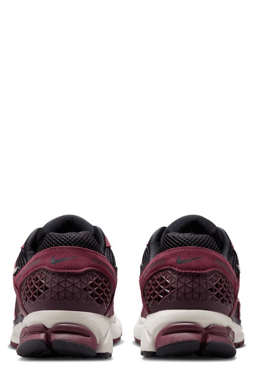 Nike Zoom Vomero 5 Premium Sneaker In Multi