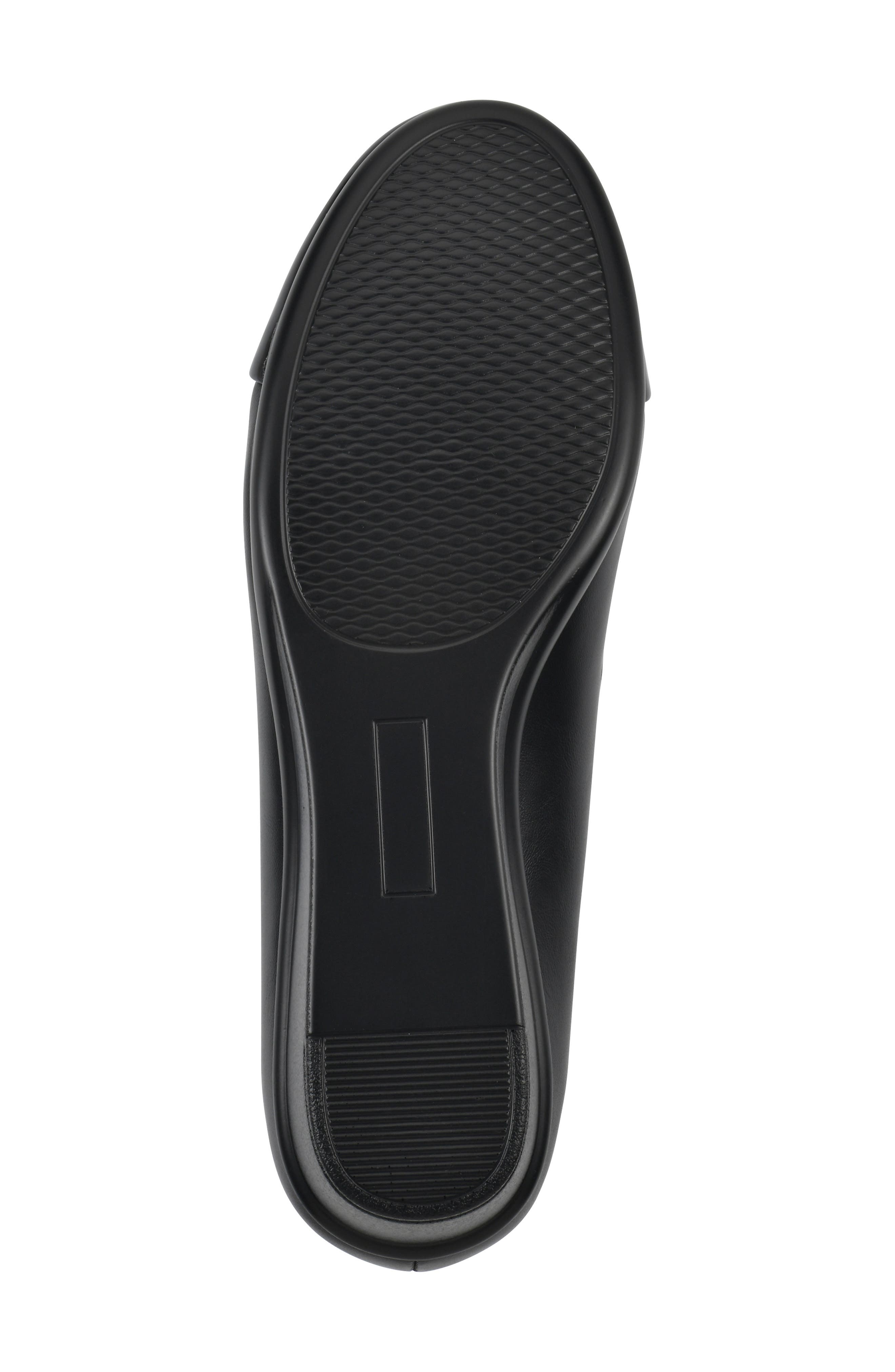 CLIFFS BY WHITE MOUNTAIN Bolivia Cap Toe Wedge Pump, Alternate, color, 