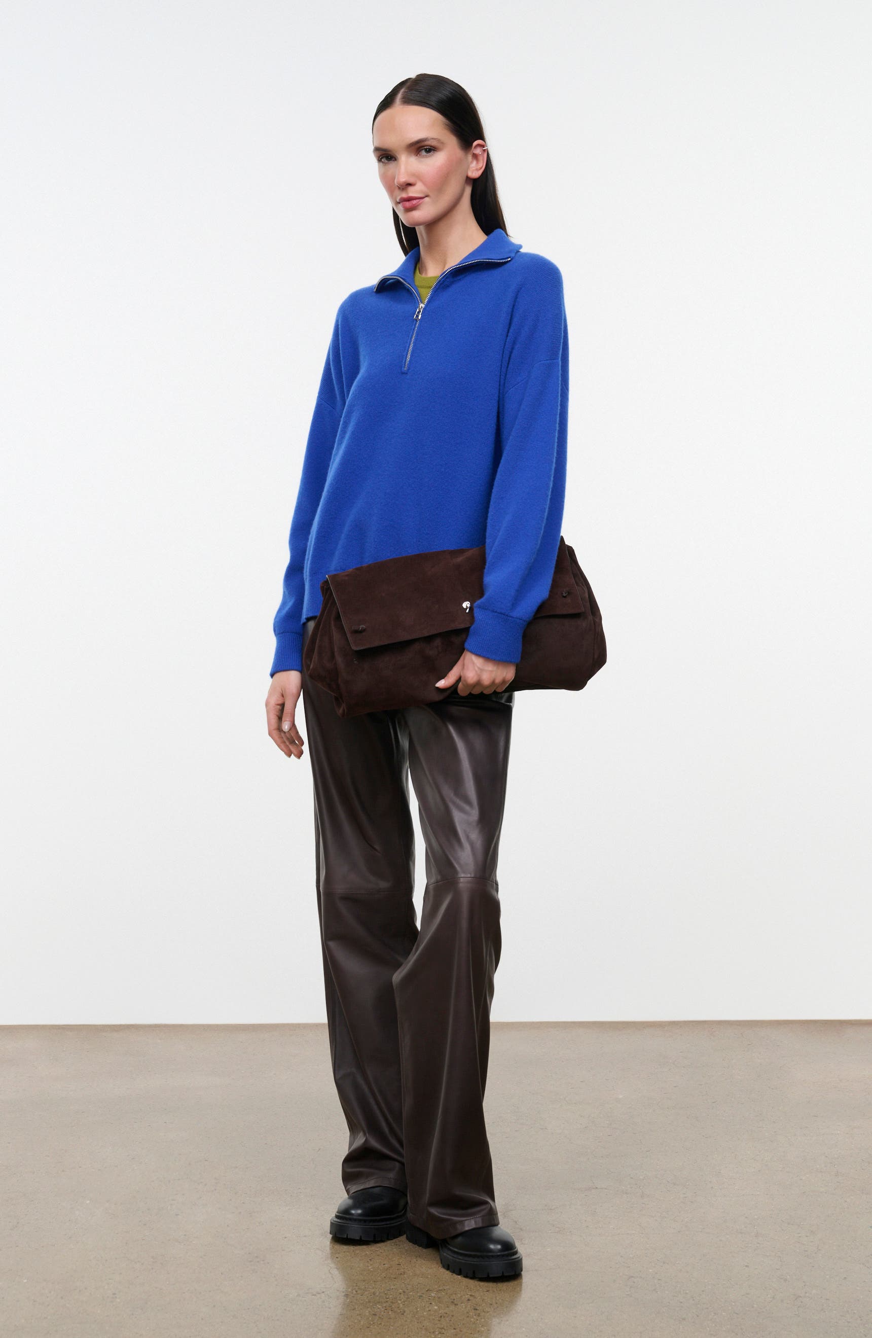 Cy Oversized Leather Clutch Bag, Alternate, color, ESPRESSO