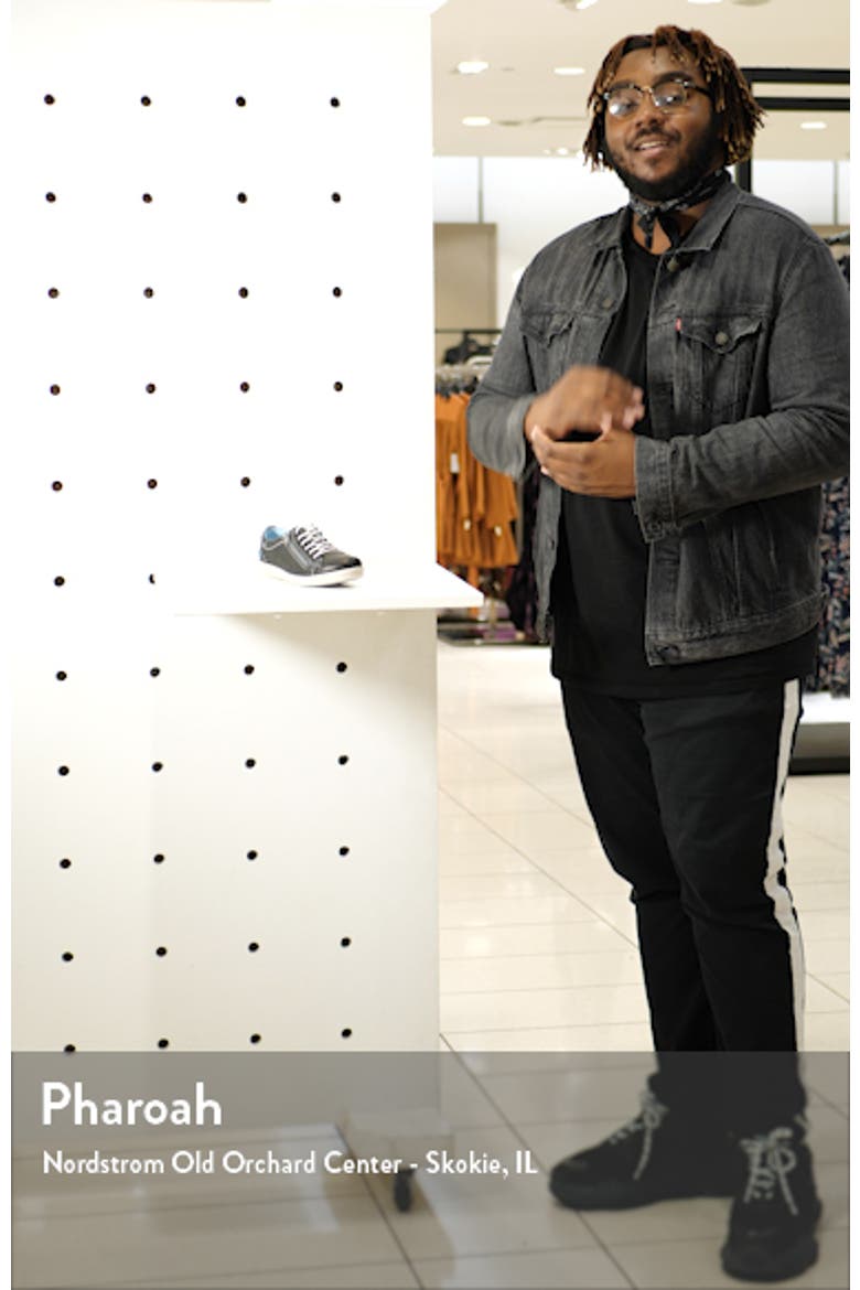 Aika Sneaker video