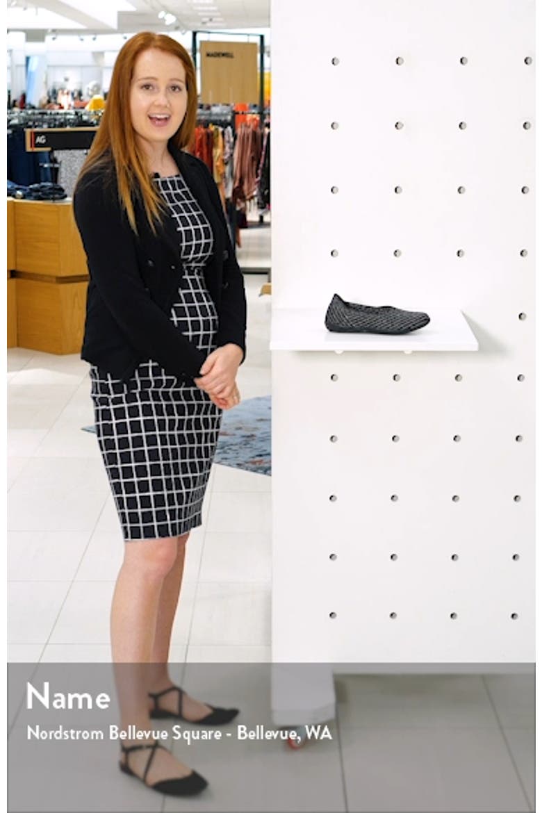 Valerie Flat video