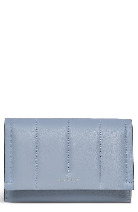 Oak Street Medium Flapover Wallet