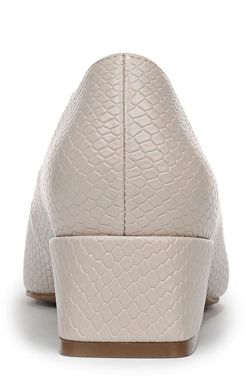 Naturalizer Huntley Kitten Heel Pump In Neutral