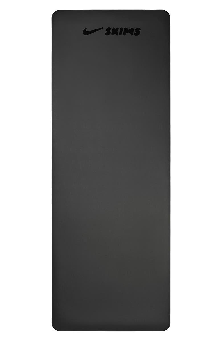 NikeSKIMS Yoga Mat, Main, color, Onyx
