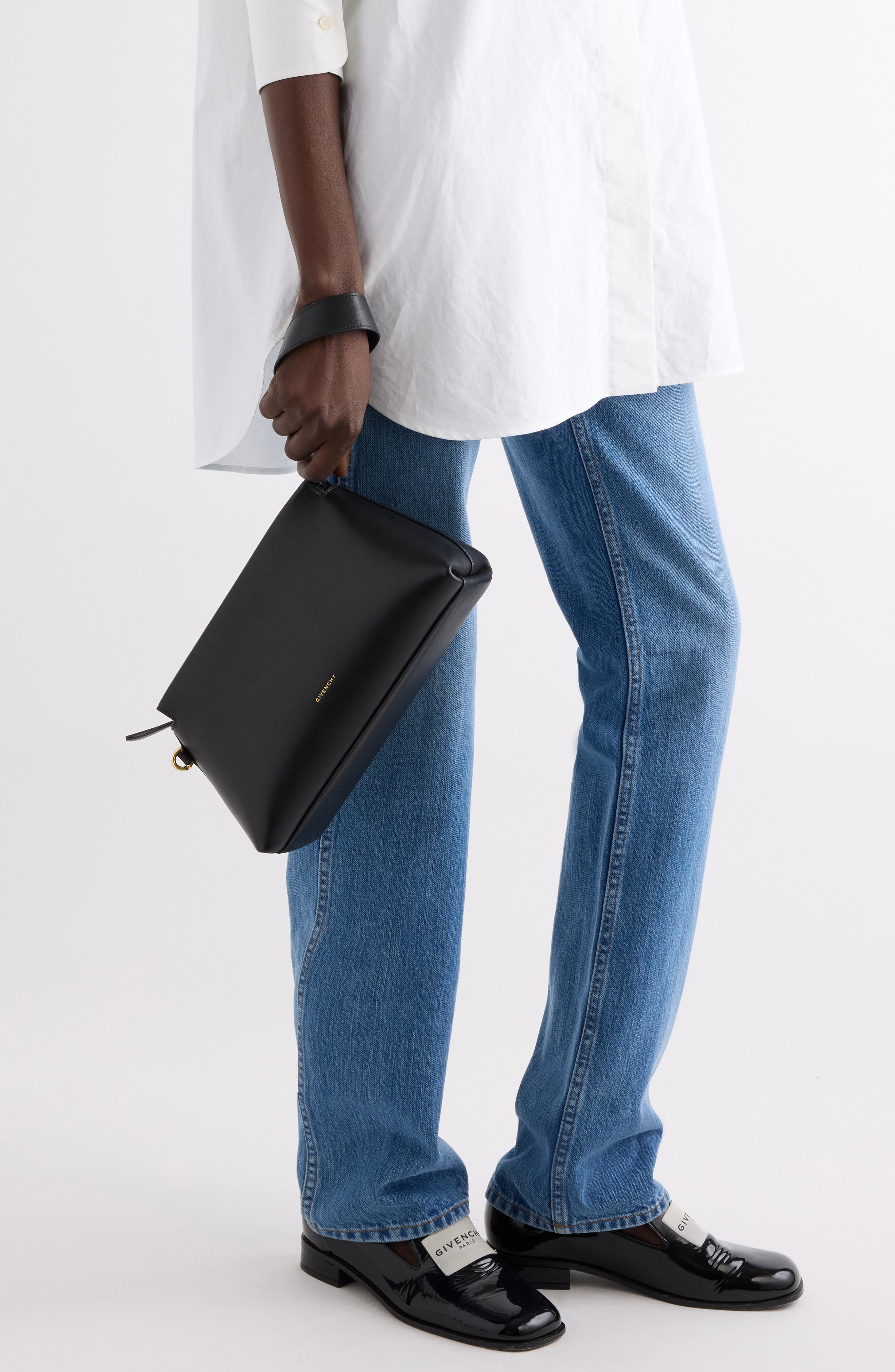 Givenchy Day Leather Pouch, Alternate, color, Black