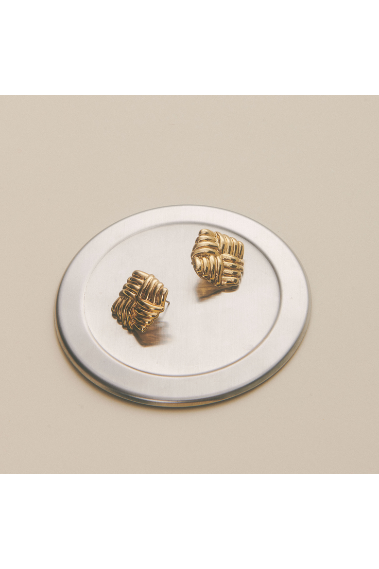 Wind Earrings, Alternate, color, Gold