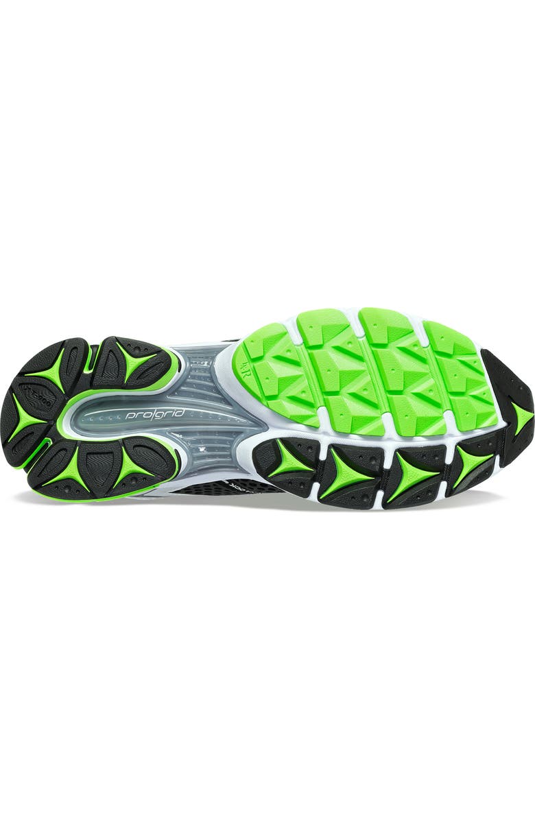 Saucony ProGrid Triumph 4 Running Shoe, Alternate, color, Black/Silver