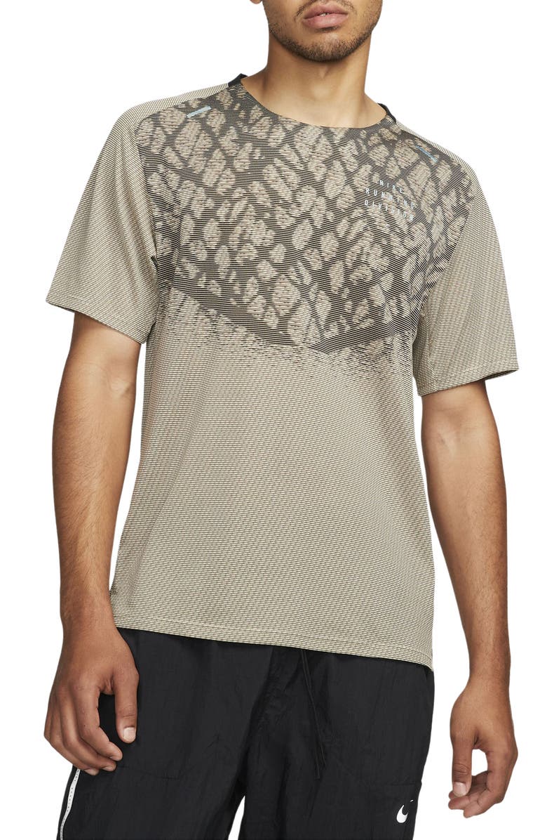 Nike Dri-FIT Advanced Run Division Techknit T-Shirt, Main, color,