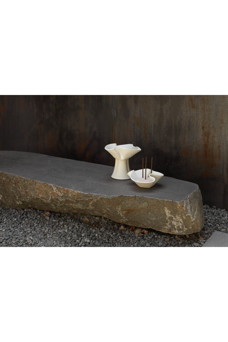 Esme Bowl, Alternate, color, Raw Noir