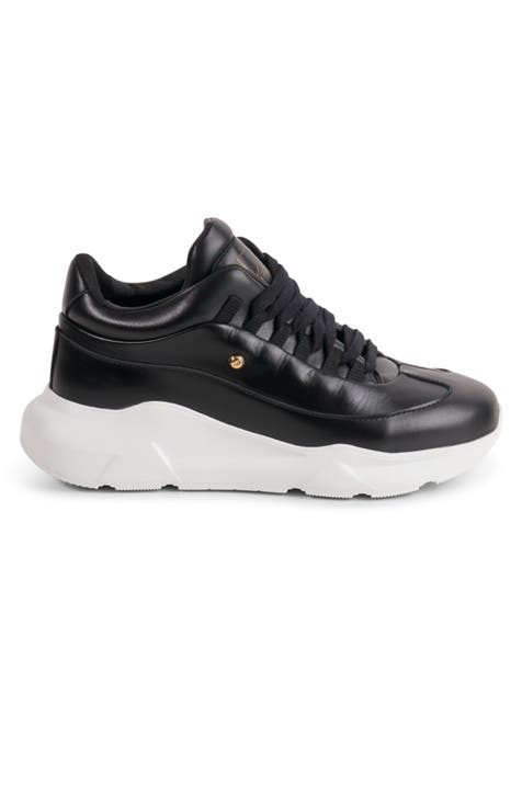 Nova Orthopedic Sneakers