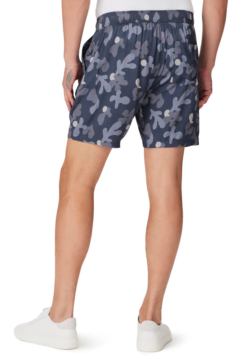 Sanda Shorts, Alternate, color, CONSTELLATION BLUE