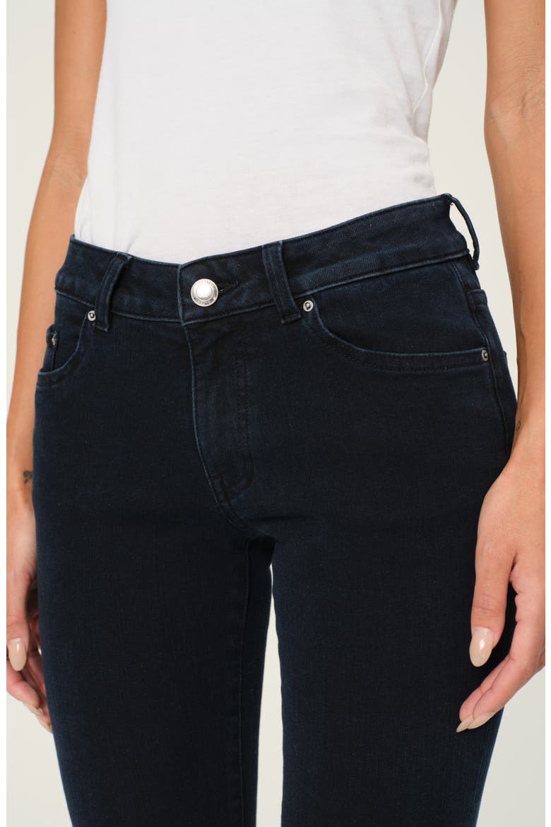 Cindy Instasculpt Low Rise Slim Bootcut Jeans, Alternate, color, FLATIRON PERFORMACE