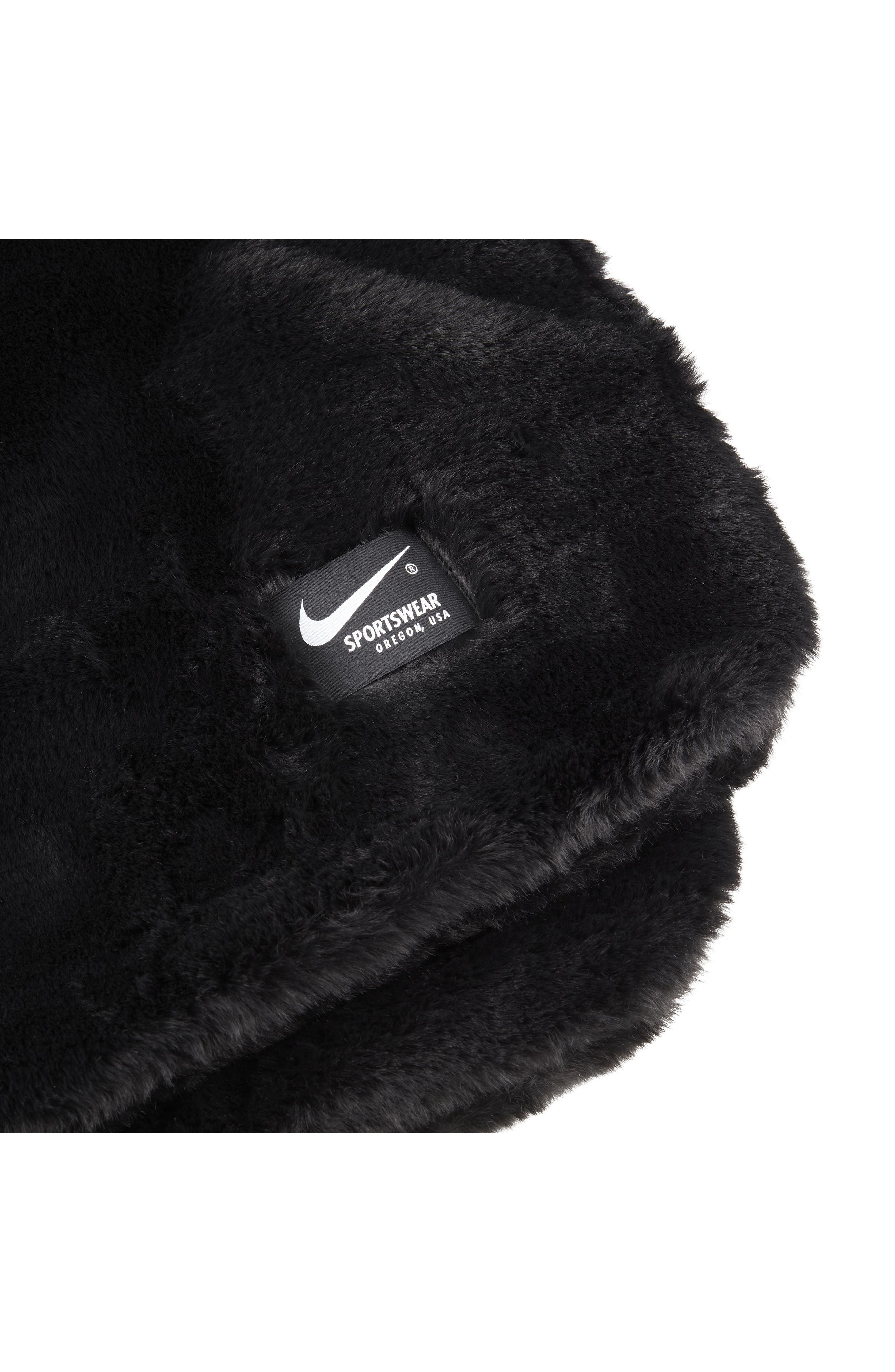 Nike NIKE FAKE FUR BLANKET BLACK GREY DO3793-220 ナイキ フェイク