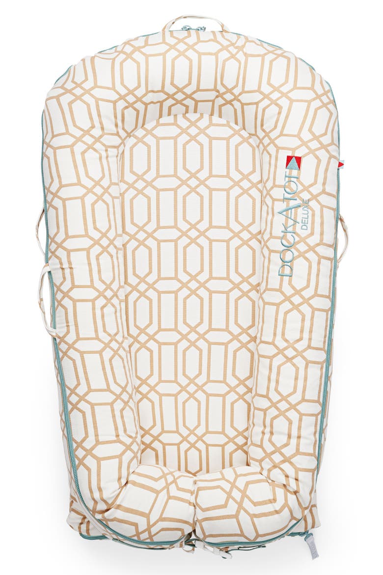 Deluxe+ Stage 1 Dock, Main, color, GOLDY TRELLIS