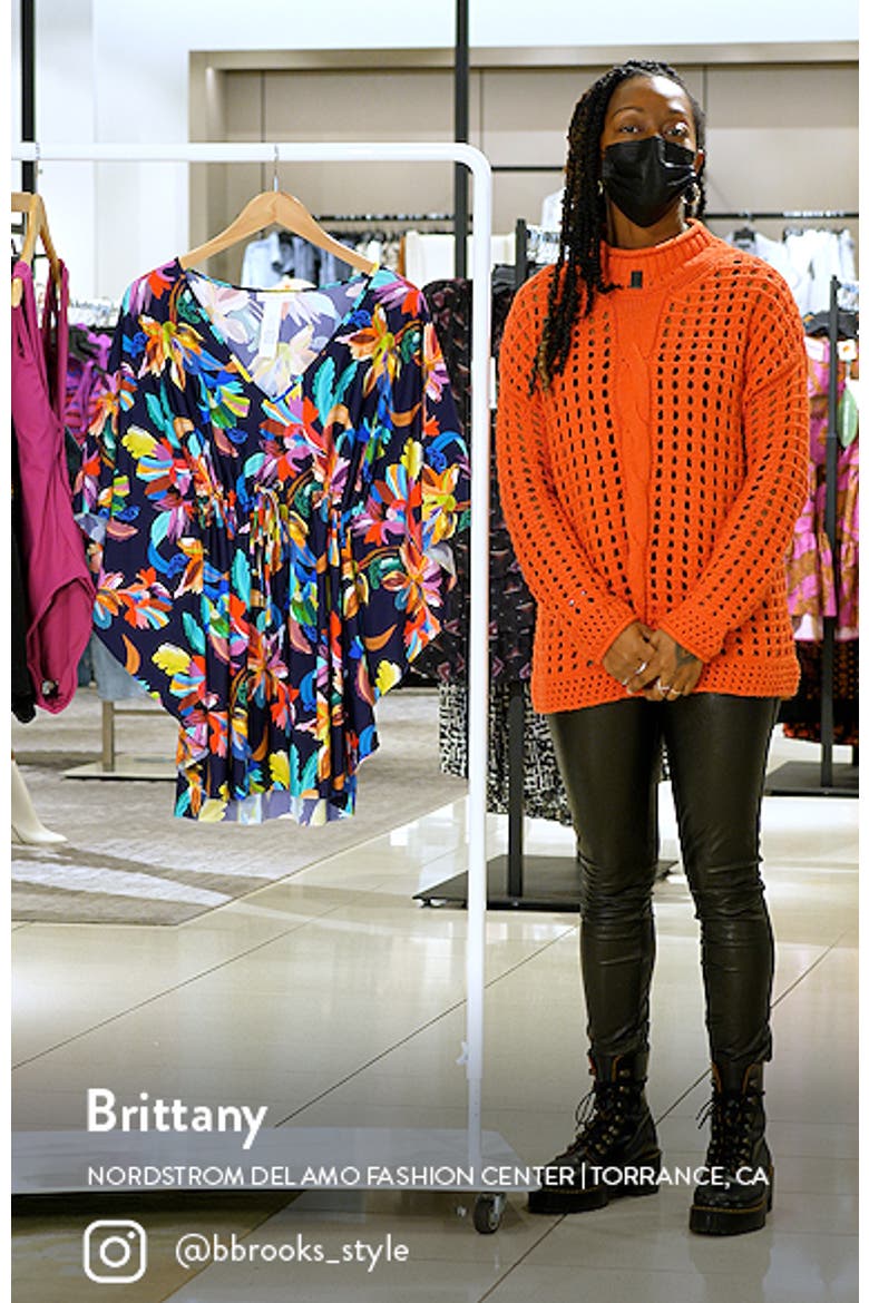 Sea V-Neck Caftan video