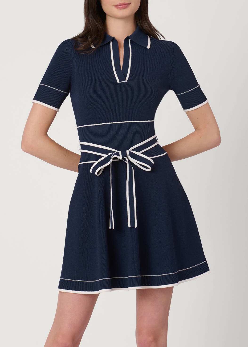 selected Navy/Ivory
