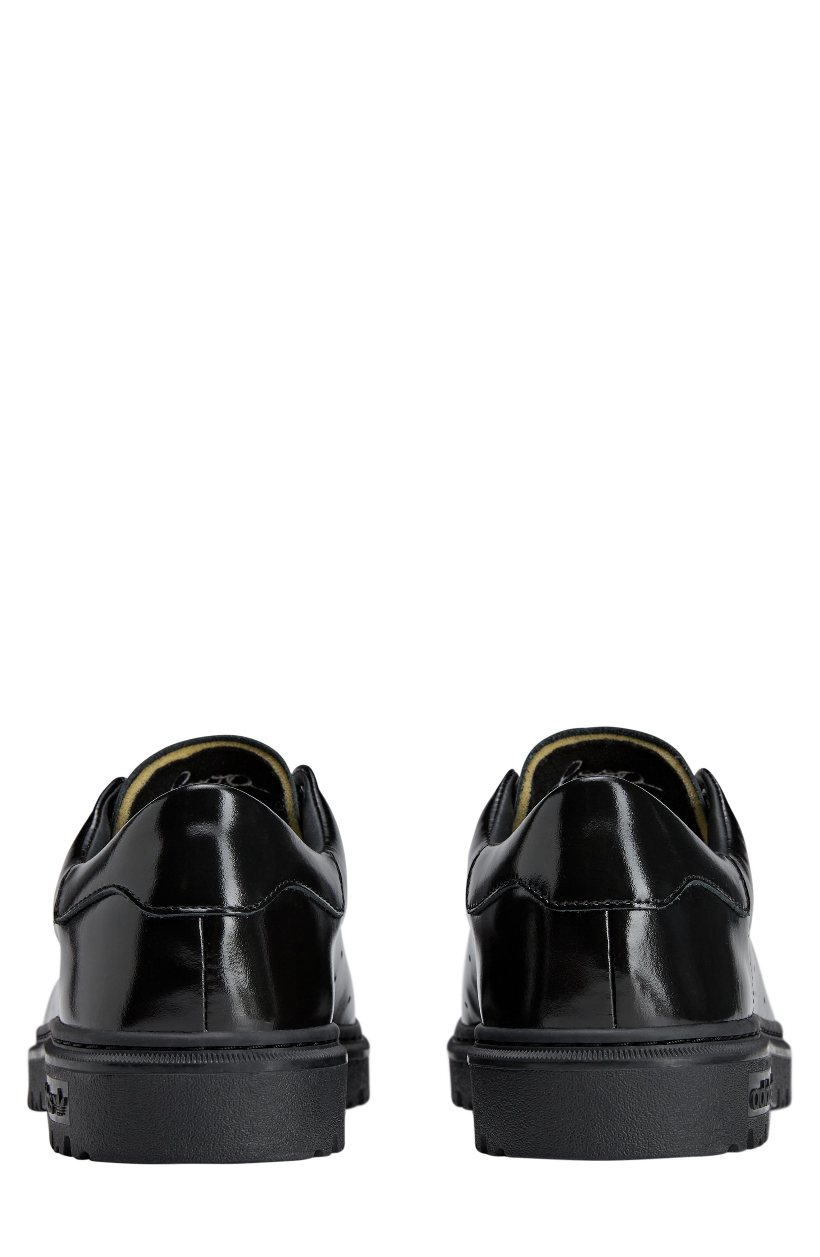 adidas x 'SpongeBob SquarePants' Gender Inclusive Stan Smith Freizeit Sneaker, Alternate, color, 