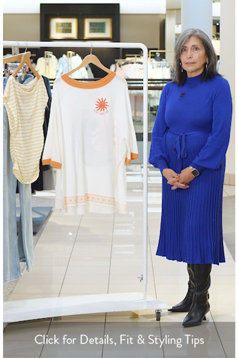 Guilia Graphic Oversized Embroidered Cotton T-Shirt video