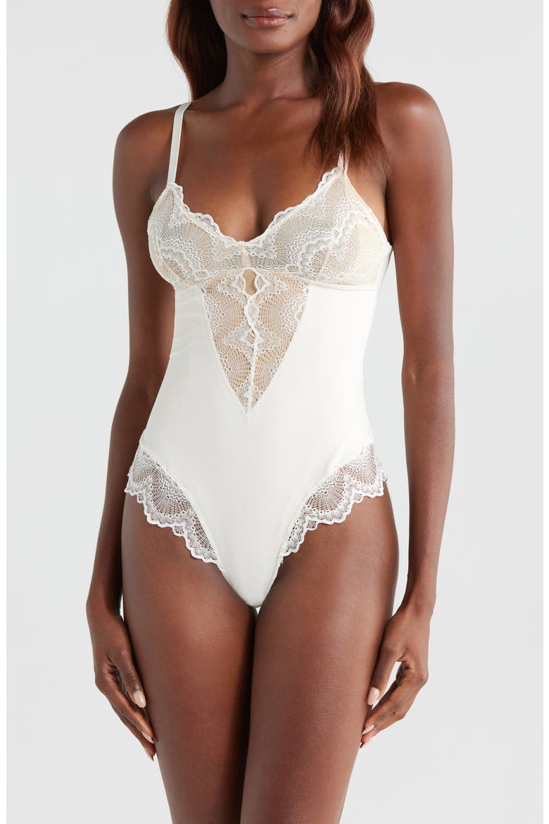 Sculpting Lace Shapewear Bodysuit, Main, color, WHITE