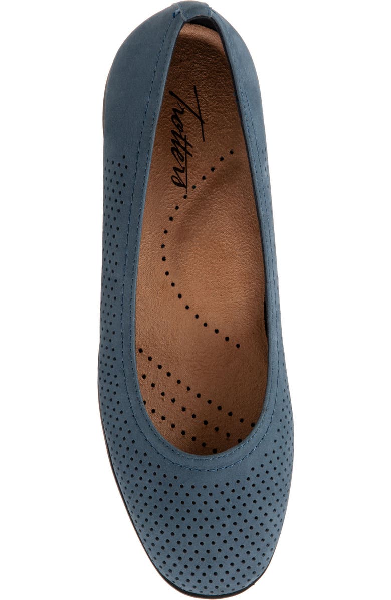 Trotters Darcey Skimmer Flat, Alternate, color,