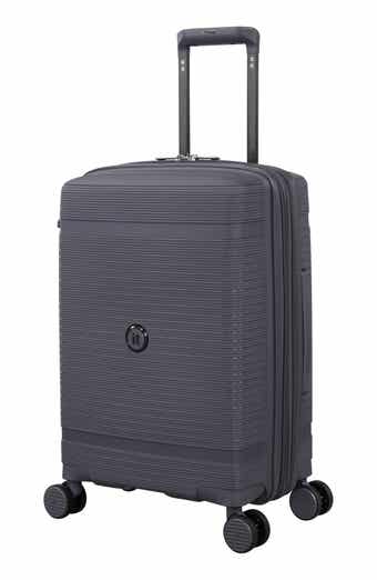 IT LUGGAGE Unanimous 21-Inch Hardside Carry-On Luggage