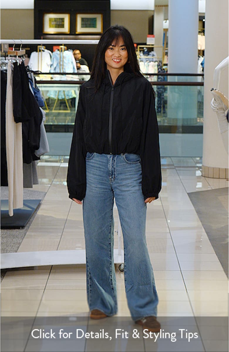 <p>Year Field Jacket</p>, sales video thumbnail