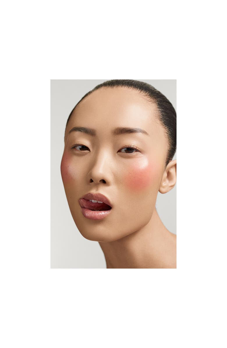 Divine Blush: Legendary Glow Cheek Color Balm - Peach Lotus