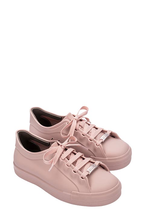 Wow Sneaker