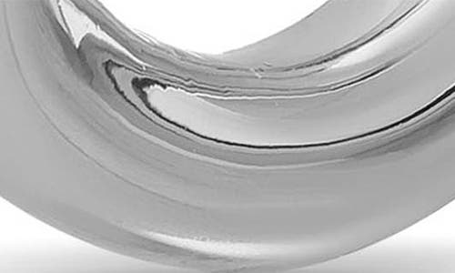 Ettika Curved Classic Hoop Earrings In Metallic