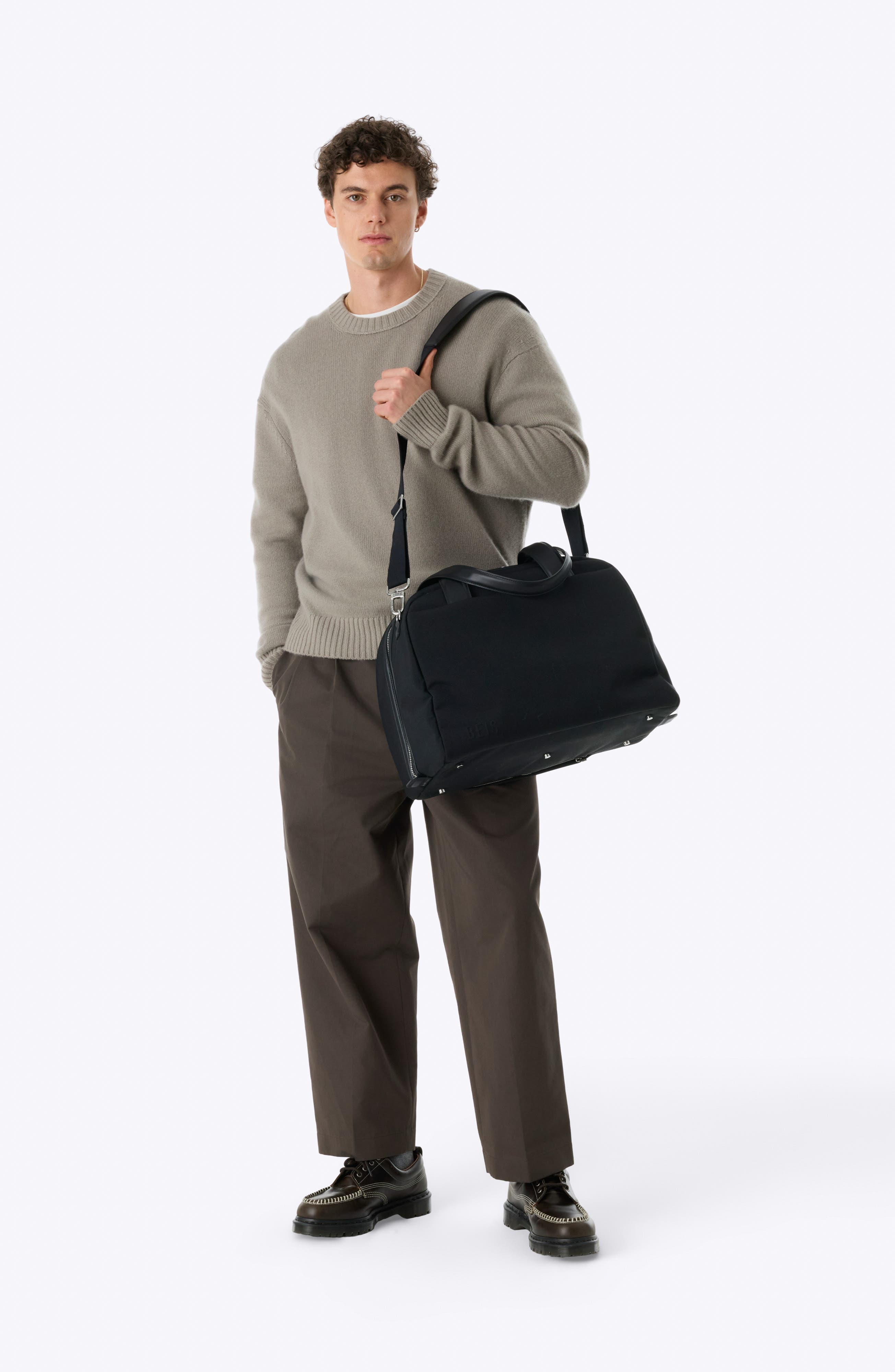 Béis The Duffle, Alternate, color, Black