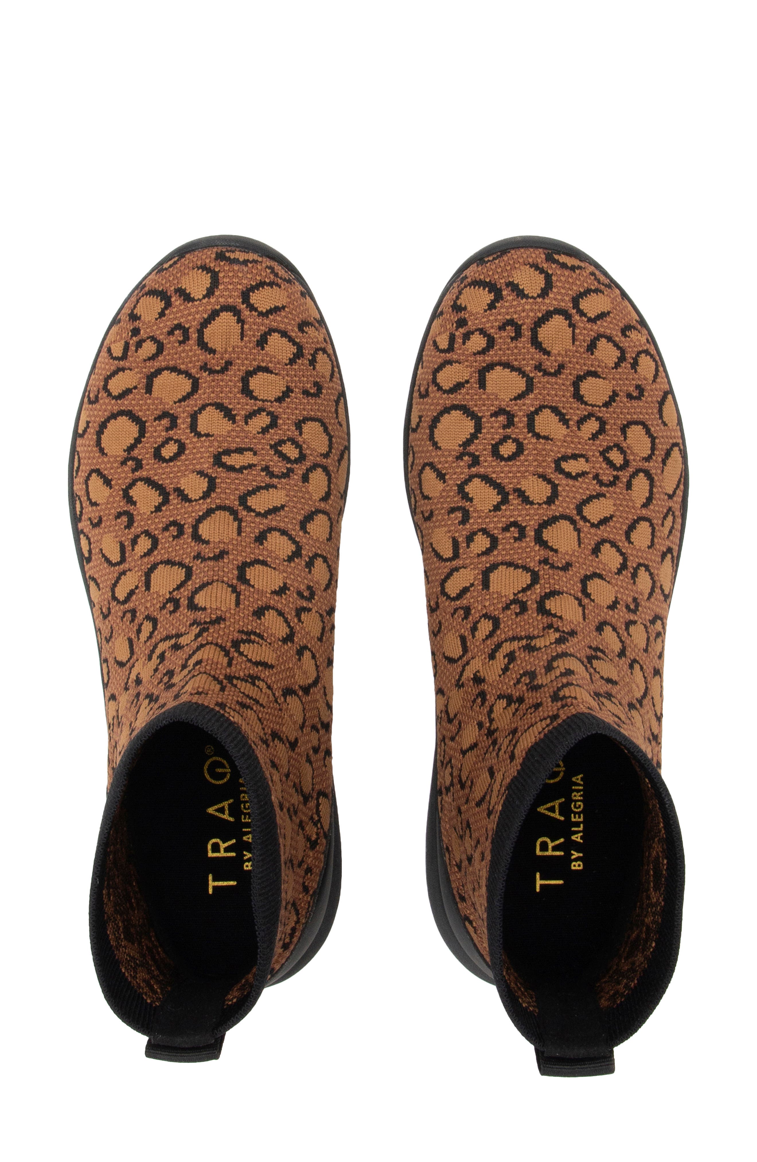 TRAQ by Alegria Qirkie Knit Sneaker, Alternate, color, 