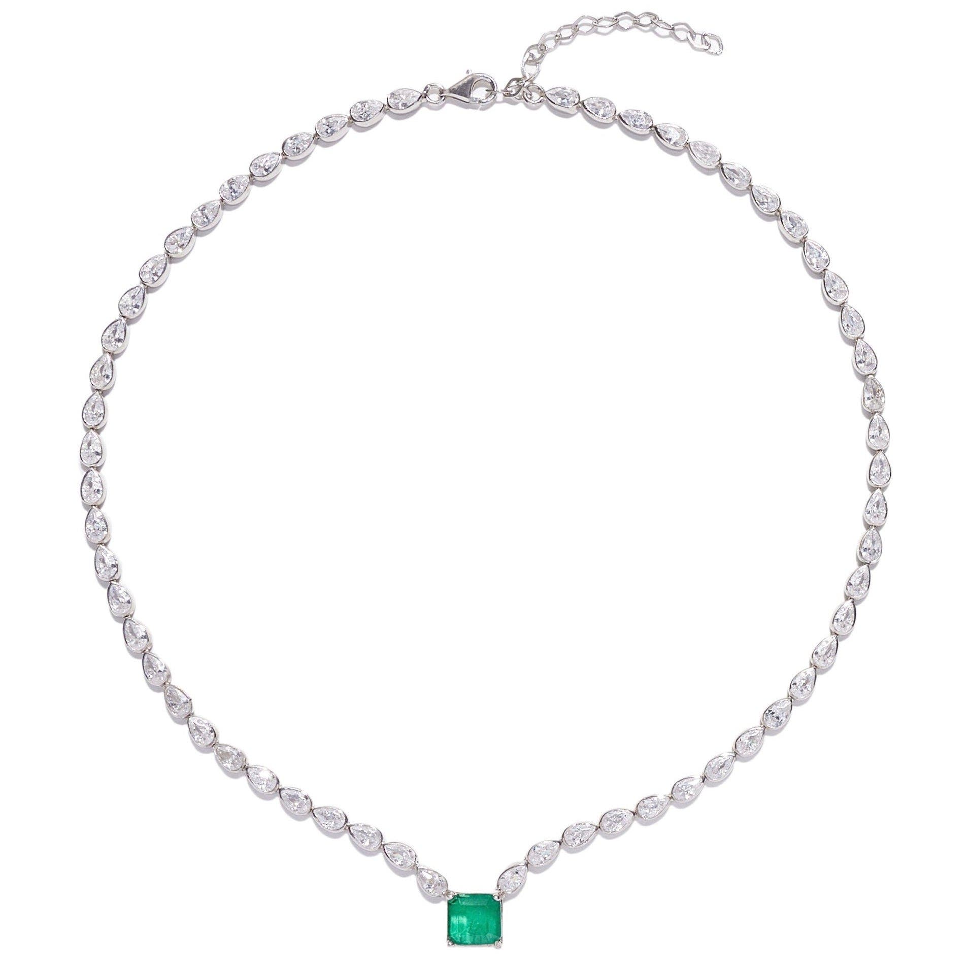 Gemma Azzurro emerald pear chain tennis necklace in Green 
