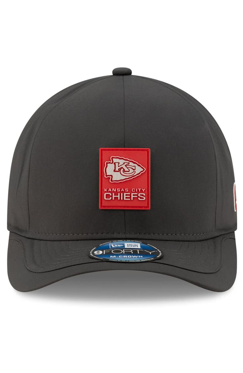 New Era Men's New Era Charcoal Kansas City Chiefs 2025 Sideline Cold Weather 9FORTY M-Crown Adjustable Hat, Alternate, color, Charcoal