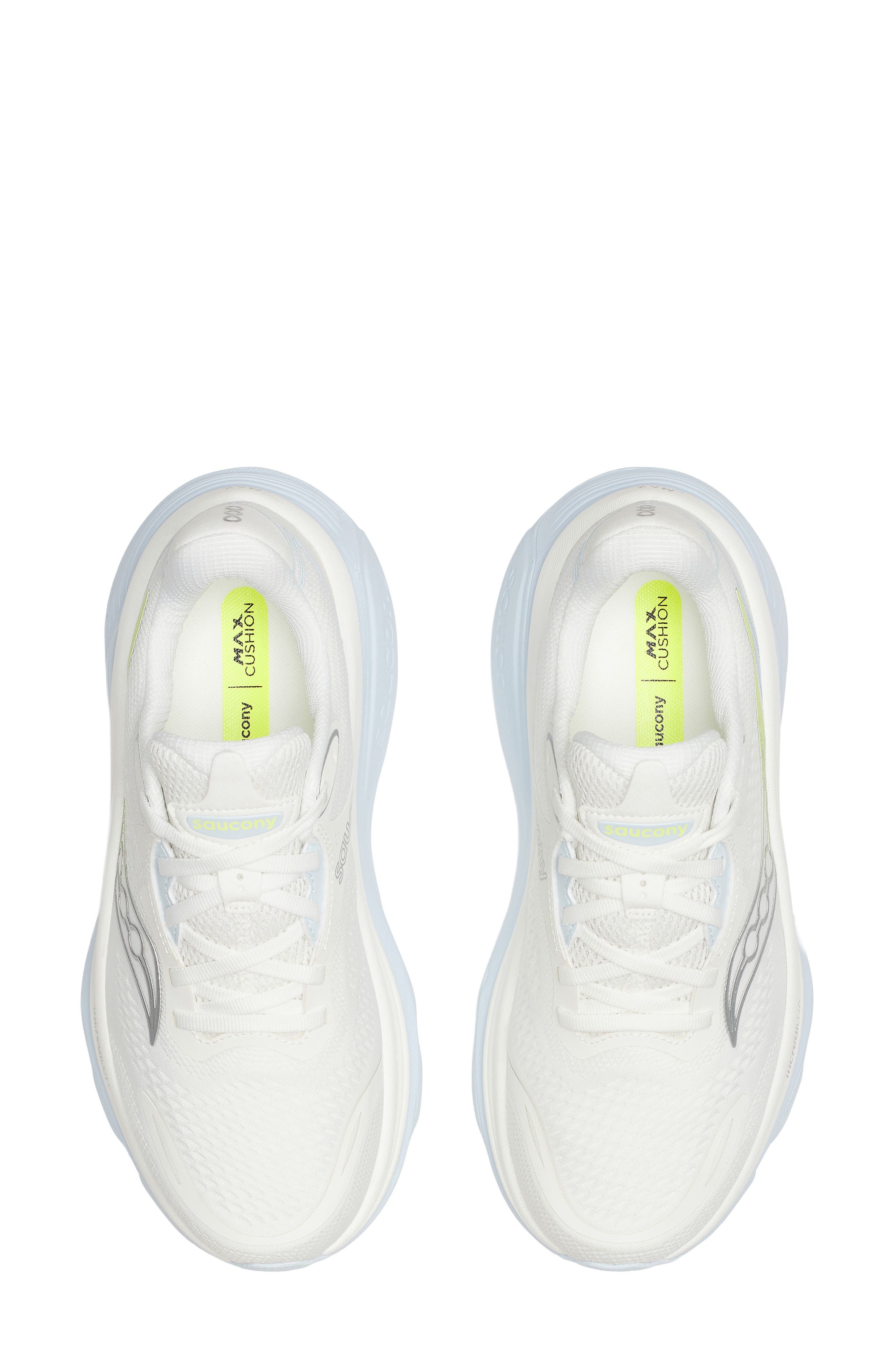 Hurricane 26 Running Shoe, Alternate, color, IVORY/ ICE MELT