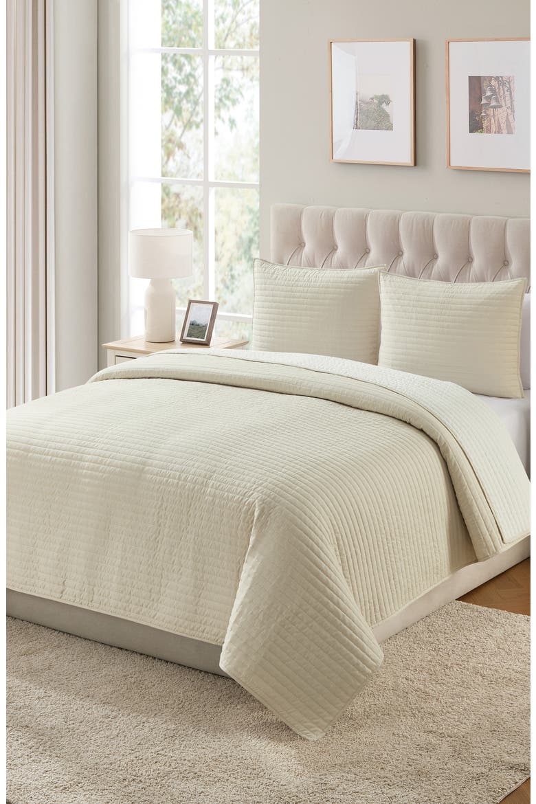 Pickstitch 3-Piece King Quilt Set, Alternate, color, TAUPE