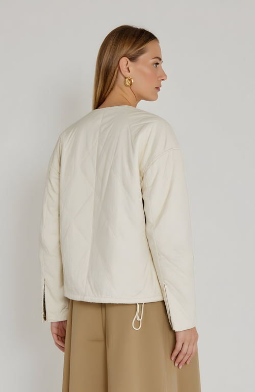 Modenaire Diamond Quilted Zip-front Jacket With Flap Pockets And Clean Collarless Cut In White