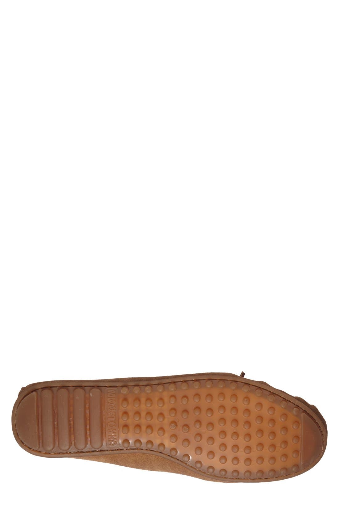 Minnetonka Classic Driving Shoe, Alternate, color, Taupe