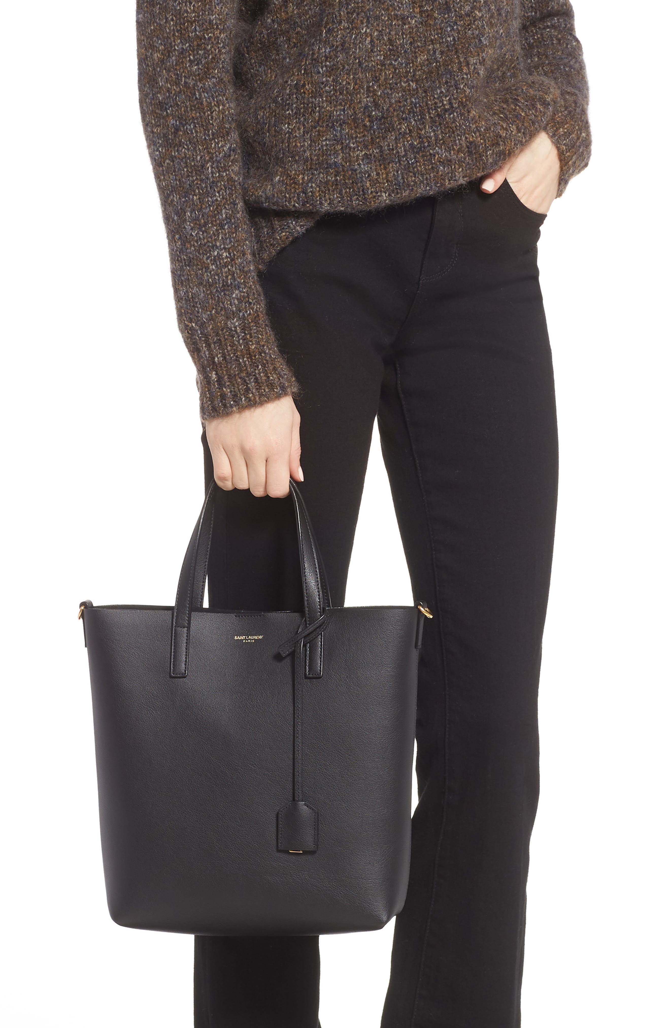 Toy Leather Shopping Tote, Alternate, color, NOIR