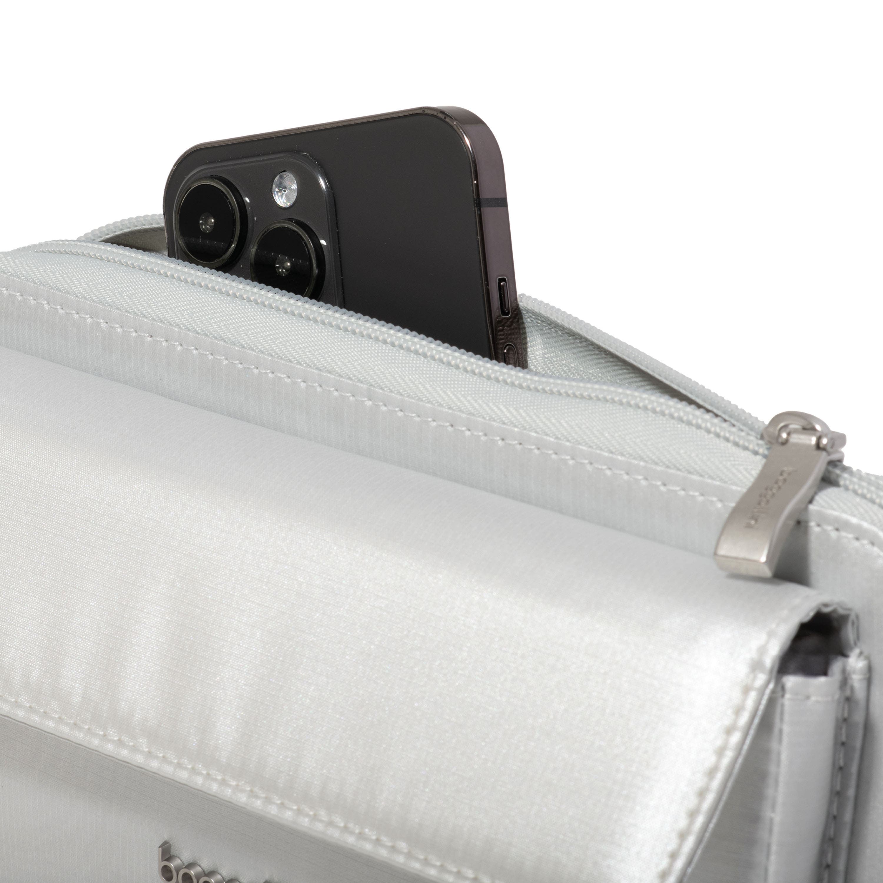 Rfid Phone Wallet Crossbody Bag, Alternate, color, Silver Metallic