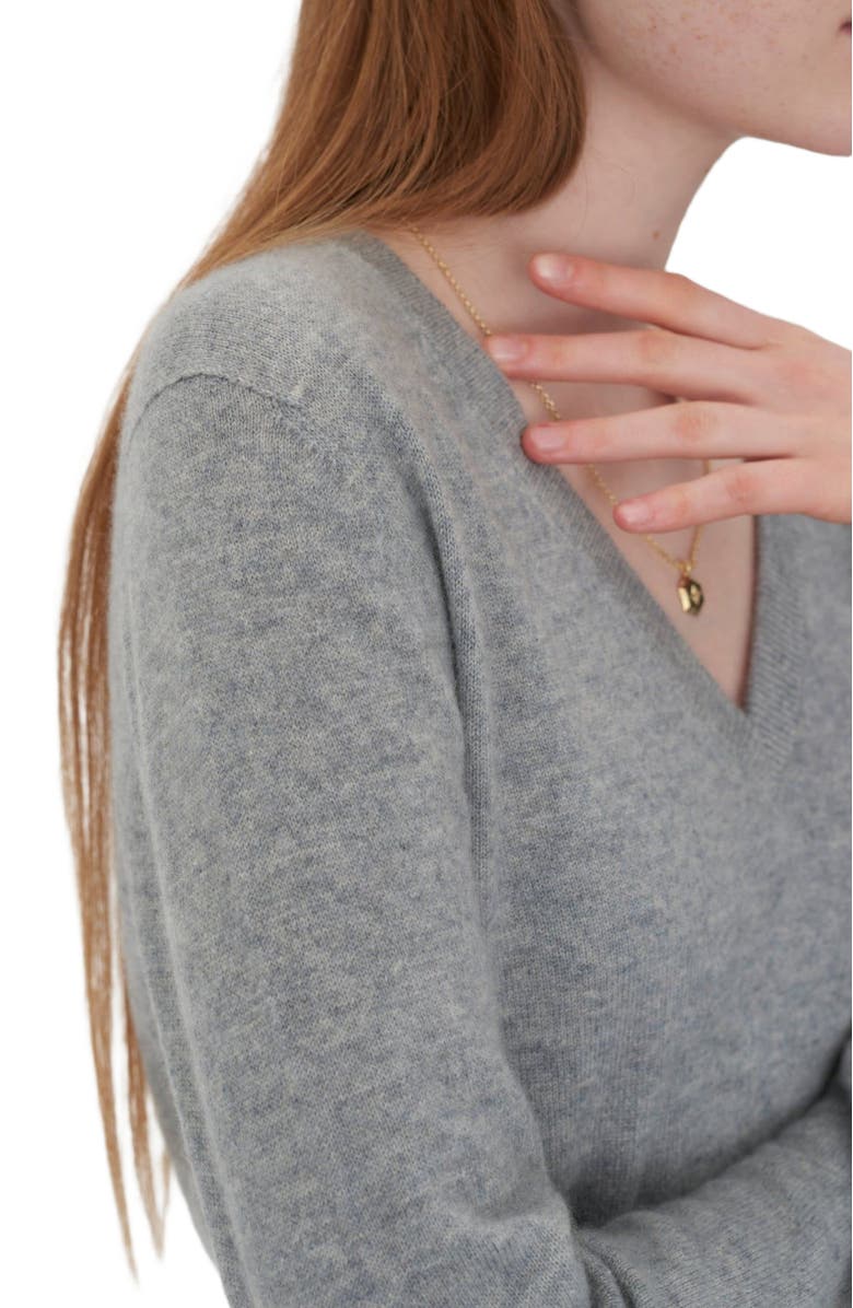 GOBI Mongolian Cashmere Essential Cashmere V-Neck Sweater, Alternate, color, Vapor Blue