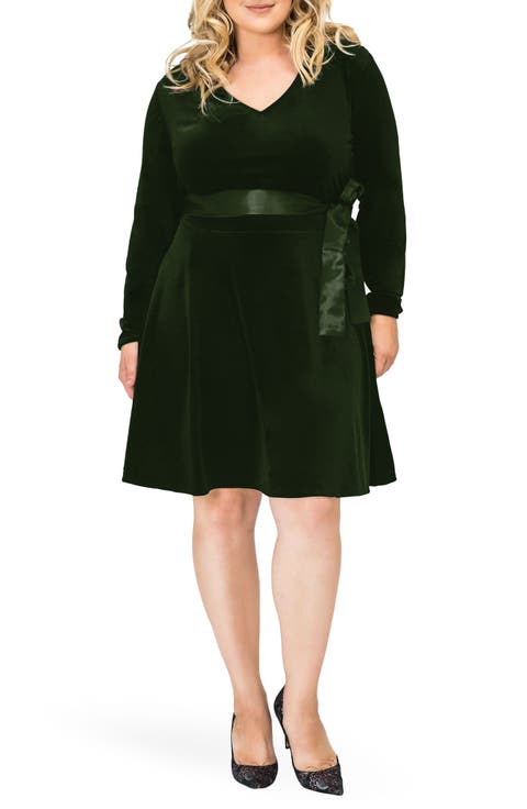 Millie V-Neck Stretch Velvet Fit 
Flare Dress (Plus Size)