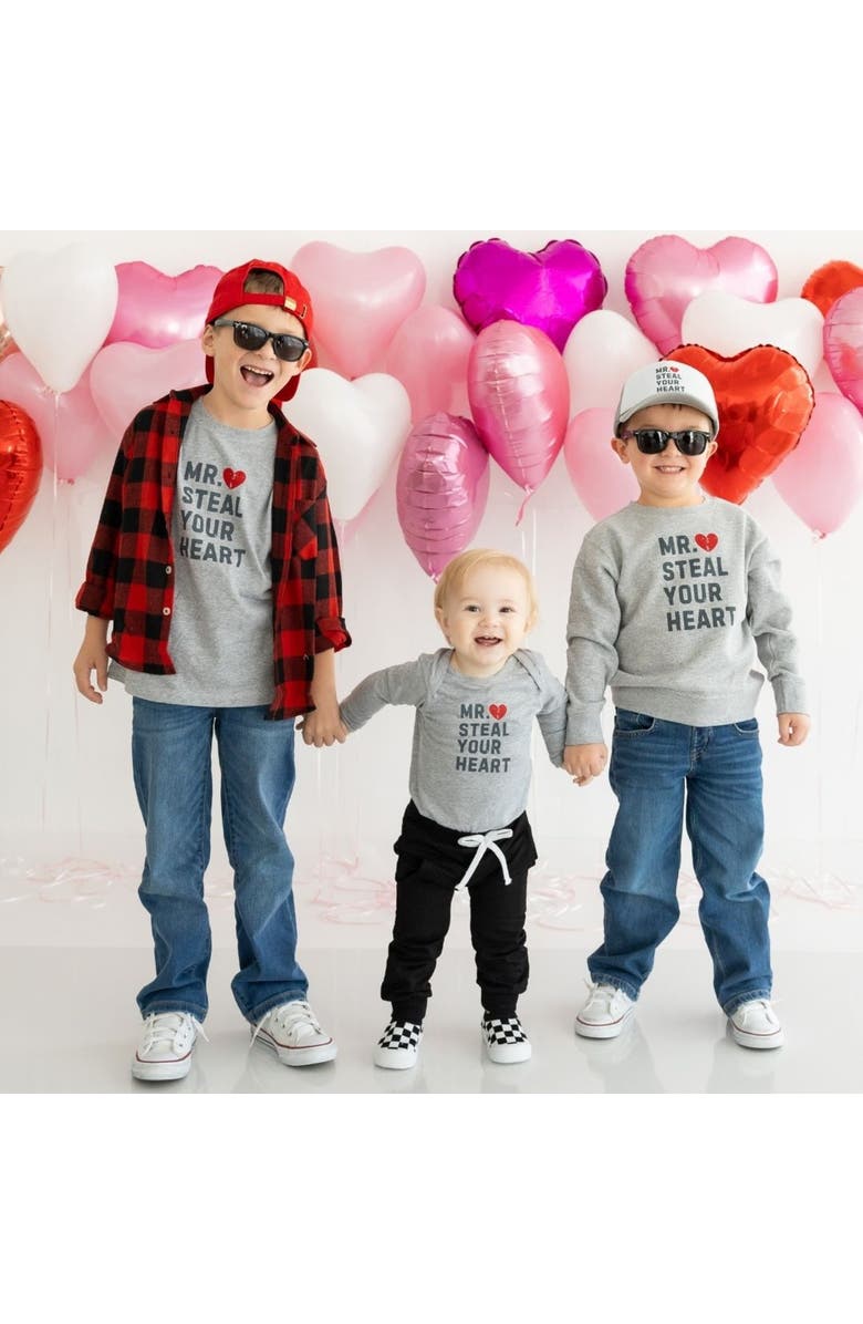 Sweet Wink Mr. Steal Your Heart Valentine
s Day Trucker Hat, Alternate, color, Gray/White