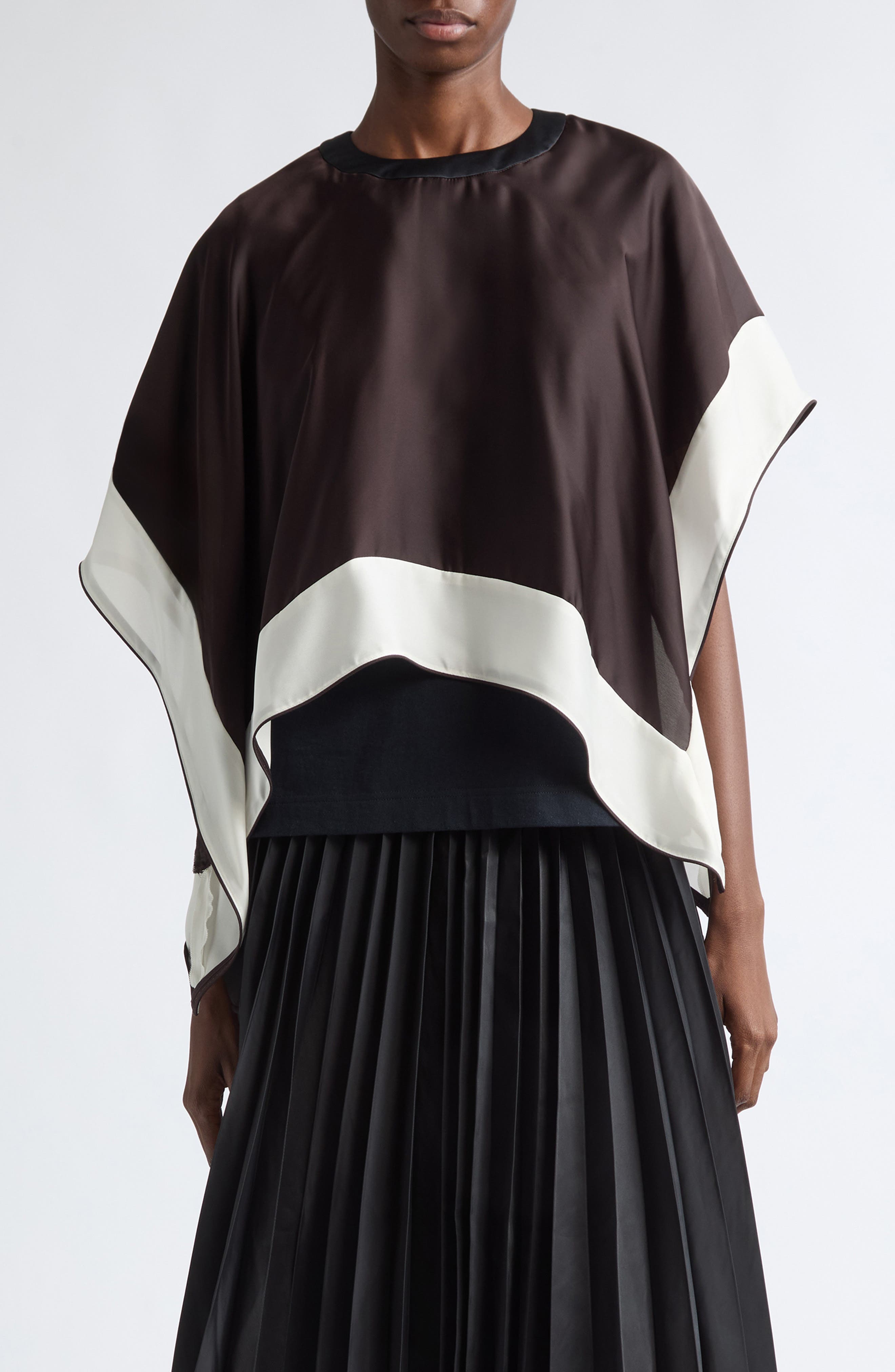 selected BROWN/ NAVY