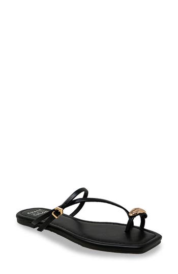 Chase & Chloe Chase And Chloe Toe Loop Sandal In Black