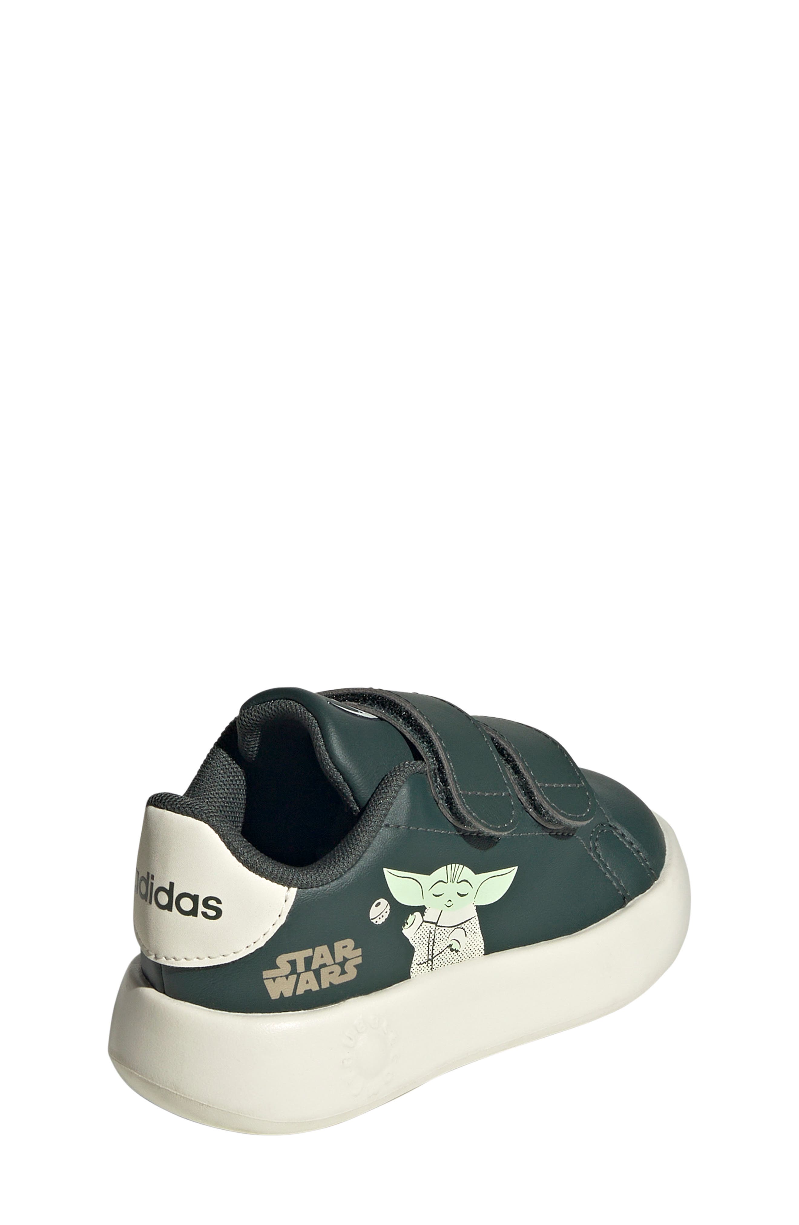 adidas Kids' x Star Wars Advantage Mandalorian Sneaker, Alternate, color, 