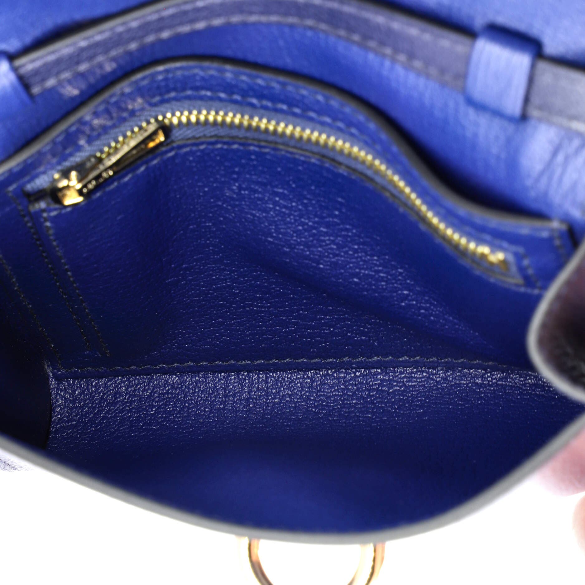 Pre-Owned Hermes Chaine d'Ancre Compact Wallet on Strap Chevre Mysore, Alternate, color, Bleu Nuit