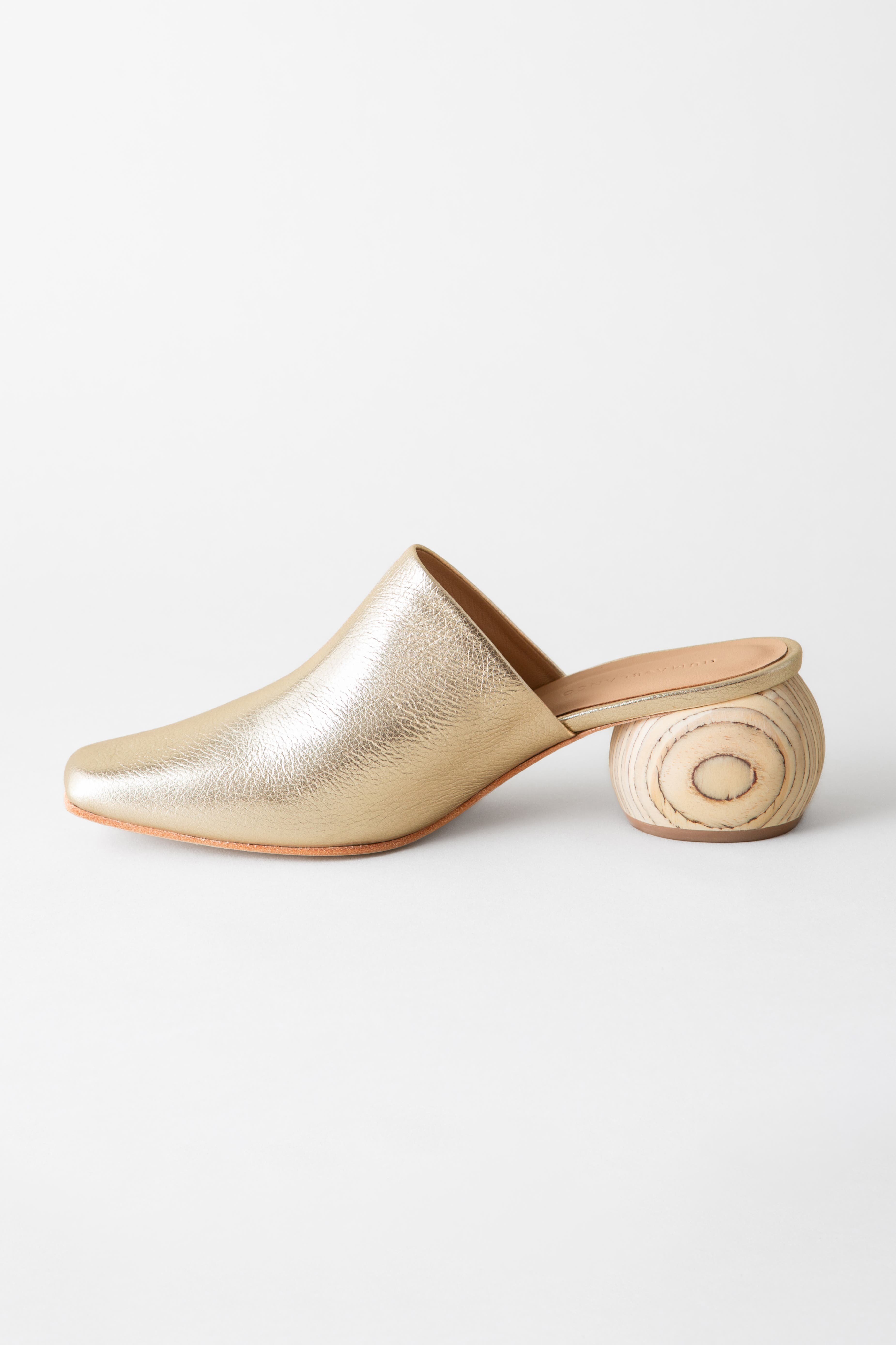 Huma Blanco Mina Mule, Alternate, color, Gold