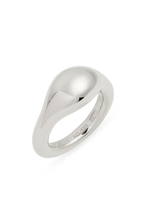 The Chloe Ring
